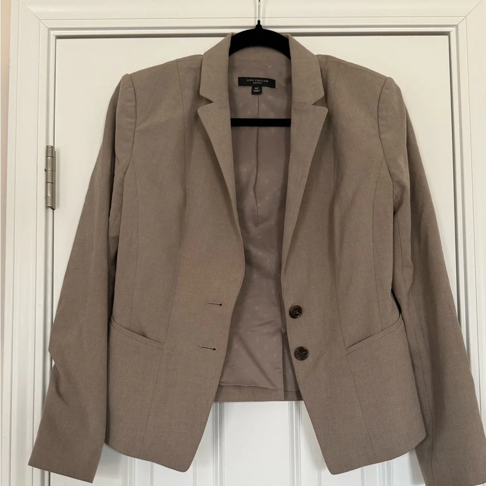 Ann Taylor Classic Tan Blazer